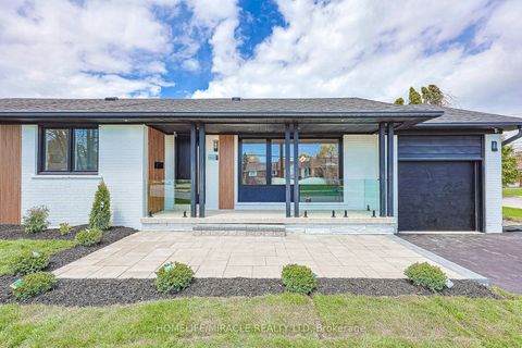 Photo 1 at 158 Cass Avenue, Sullivan, Toronto