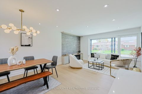 Photo 9 at 158 Cass Avenue, Sullivan, Toronto