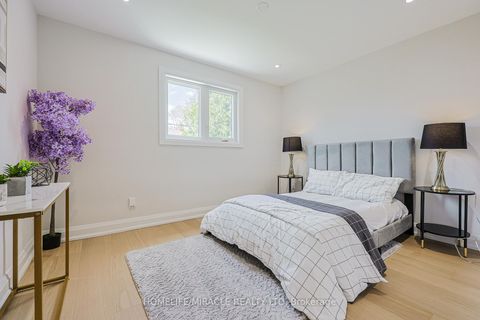 Photo 14 at 158 Cass Avenue, Sullivan, Toronto