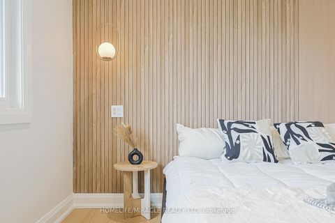 Photo 17 at 158 Cass Avenue, Sullivan, Toronto