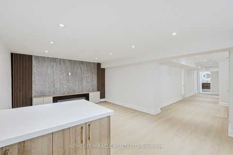 Photo 26 at 158 Cass Avenue, Sullivan, Toronto