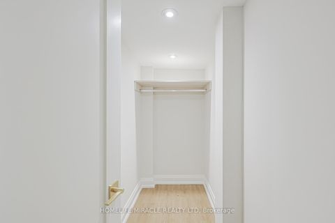 Photo 28 at 158 Cass Avenue, Sullivan, Toronto