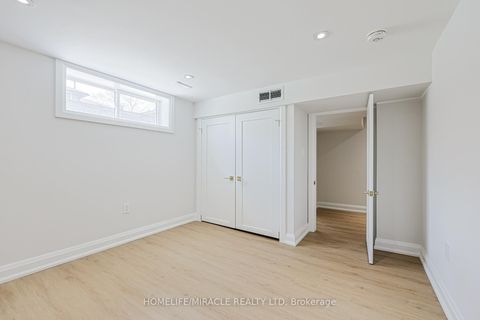 Photo 30 at 158 Cass Avenue, Sullivan, Toronto