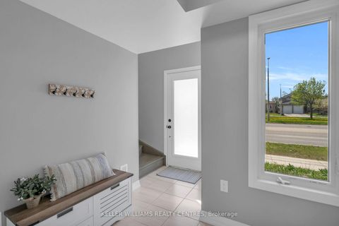 Photo 5 at 43 Fairlane Avenue, Painswick South, Barrie