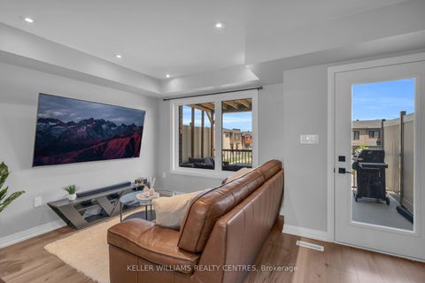 Photo 15 at 43 Fairlane Avenue, Painswick South, Barrie