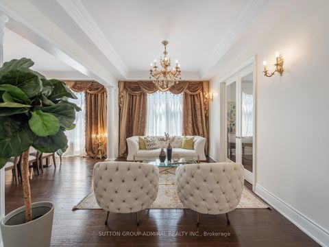 Photo 6 at 33 Keatley Drive, Patterson, Vaughan