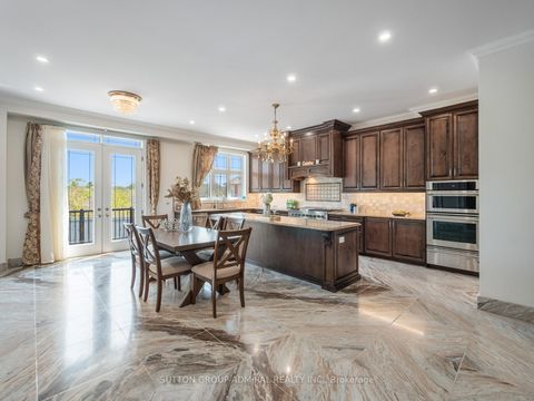 Photo 10 at 33 Keatley Drive, Patterson, Vaughan