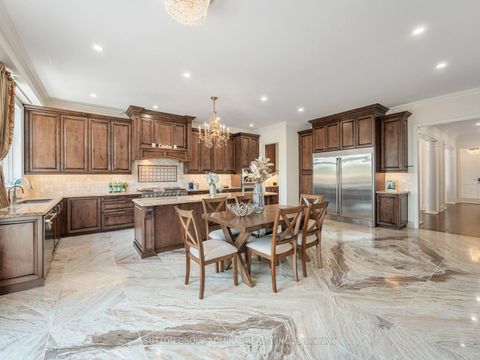 Photo 12 at 33 Keatley Drive, Patterson, Vaughan