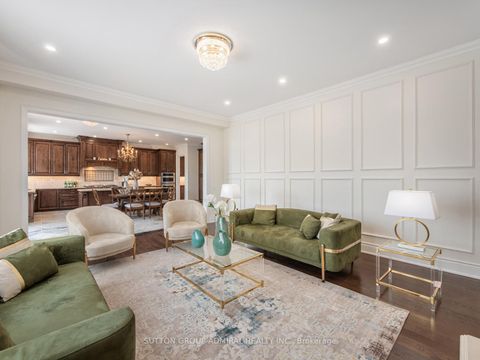 Photo 16 at 33 Keatley Drive, Patterson, Vaughan
