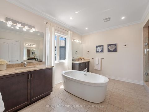 Photo 23 at 33 Keatley Drive, Patterson, Vaughan