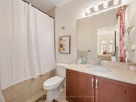 Photo 33 at 33 Keatley Drive, Patterson, Vaughan