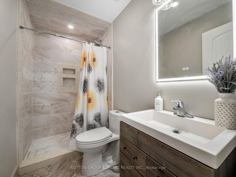Photo 40 at 33 Keatley Drive, Patterson, Vaughan