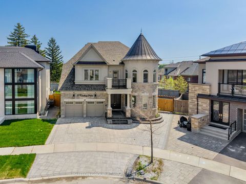 Photo 43 at 33 Keatley Drive, Patterson, Vaughan