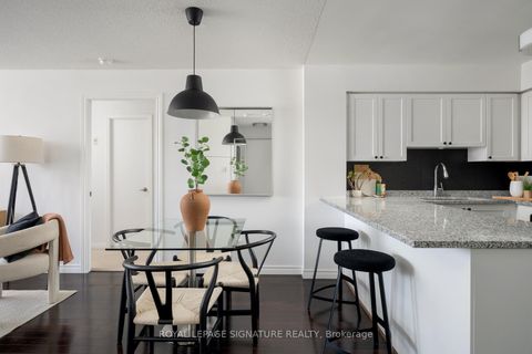 Photo 11 at 621 - 1000 King Street W, Niagara, Toronto
