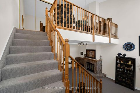 Photo 2 at 3 - 355 Blake Street, North Shore, Barrie