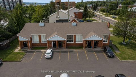 Photo 19 at 3 - 355 Blake Street, North Shore, Barrie