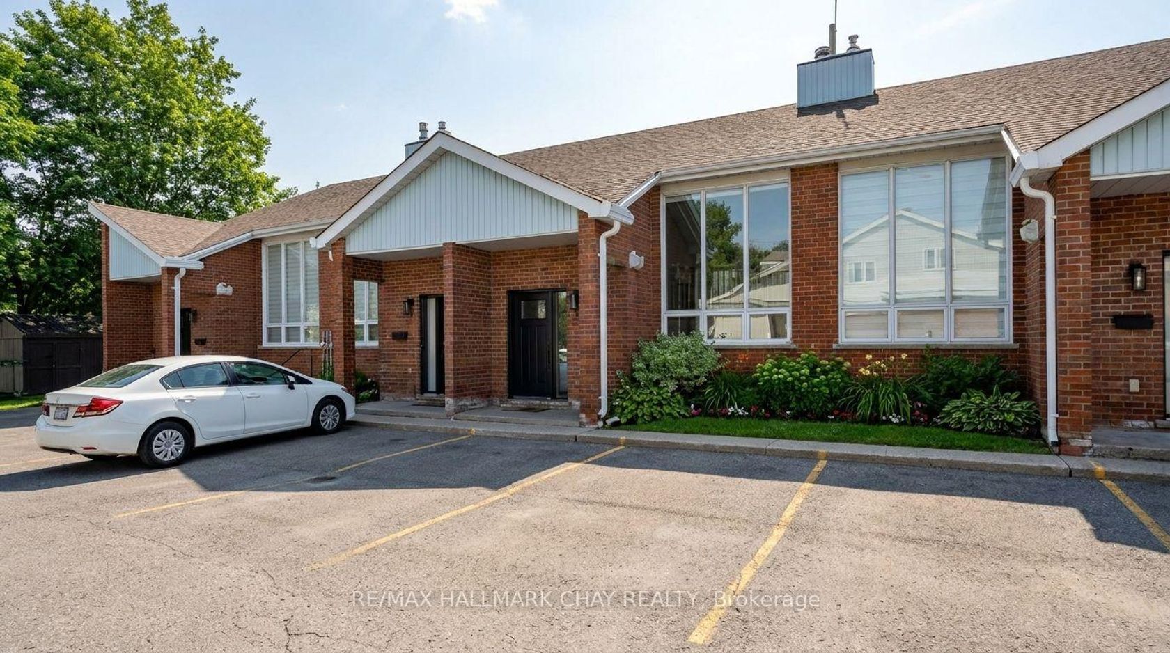 3 - 355 Blake Street, North Shore, Barrie photo number 2