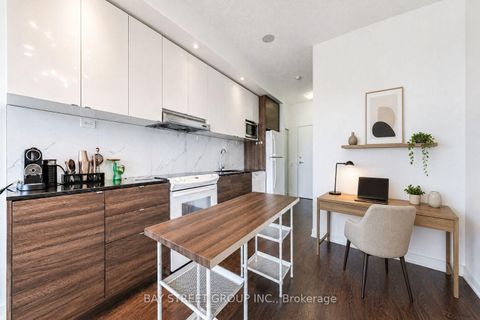Photo 9 at 2906 - 121 McMahon Drive, Bayview Village, Toronto