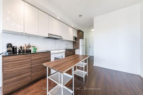 Photo 13 at 2906 - 121 McMahon Drive, Bayview Village, Toronto