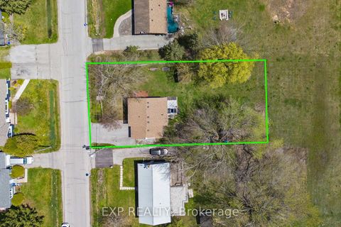 Photo 33 at 367 Adeline Drive, Keswick South, Georgina