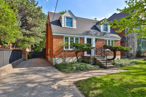 Photo 1 at 81 Yorkview Drive, Willowdale West, Toronto
