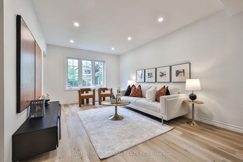Photo 5 at 81 Yorkview Drive, Willowdale West, Toronto