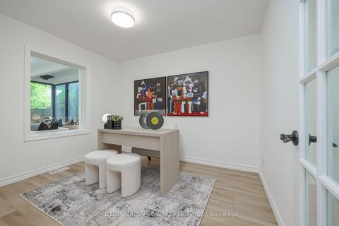 Photo 16 at 81 Yorkview Drive, Willowdale West, Toronto