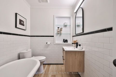 Photo 17 at 81 Yorkview Drive, Willowdale West, Toronto