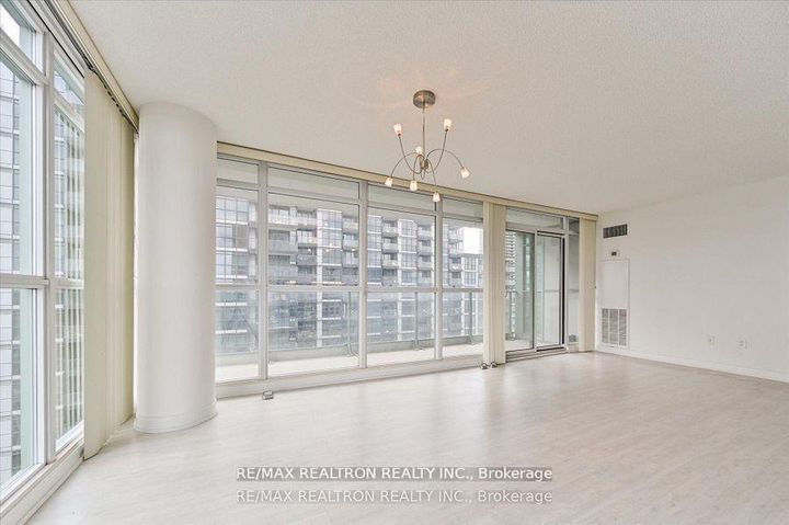 Photo 17 at 1110 - 15 Singer Court, Bayview Village, Toronto
