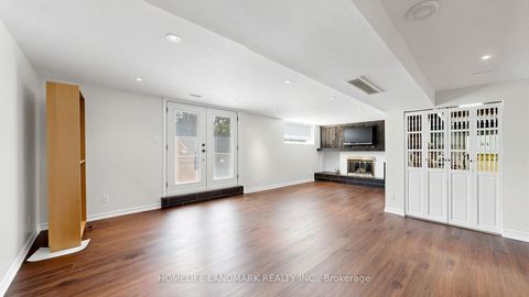 Photo 31 at 27 Quincy Crescent, Henry Farm, Toronto