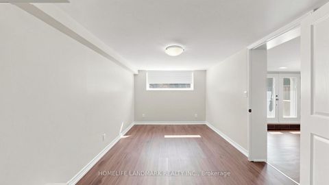 Photo 32 at 27 Quincy Crescent, Henry Farm, Toronto