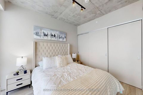 Photo 22 at 1207 - 458 Richmond Street W, Waterfront Communities C1, Toronto