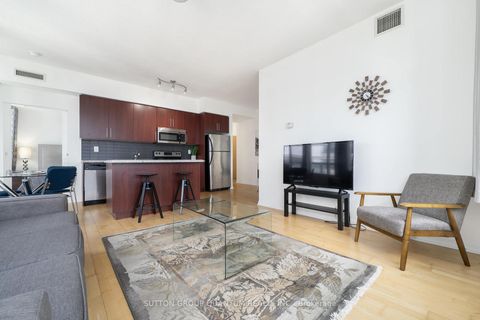 Photo 11 at 2605 - 65 Bremner Boulevard, Waterfront Communities C1, Toronto