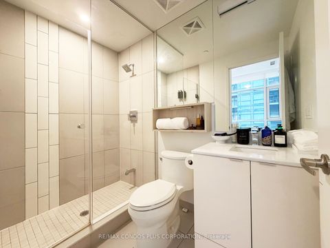 Photo 10 at 1113 - 60 Princess Street, Waterfront Communities C8, Toronto