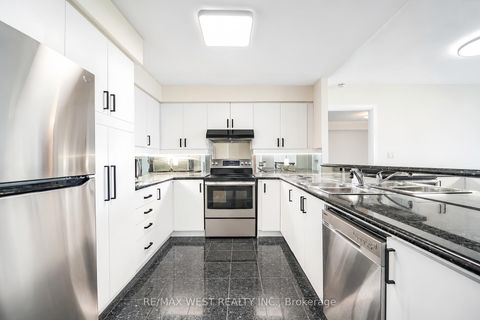 Photo 3 at 2105 - 23 Lorraine Drive, Willowdale West, Toronto