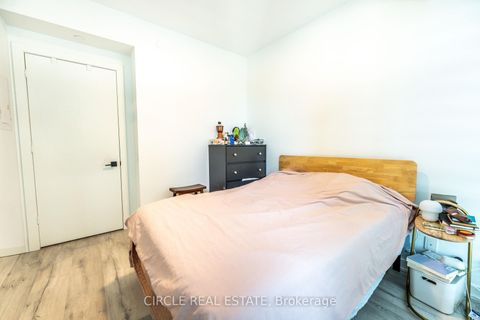 Photo 10 at 2705 - 327 King Street W, Waterfront Communities C1, Toronto