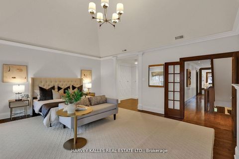 Photo 25 at 12 Killarney Road, Forest Hill South, Toronto
