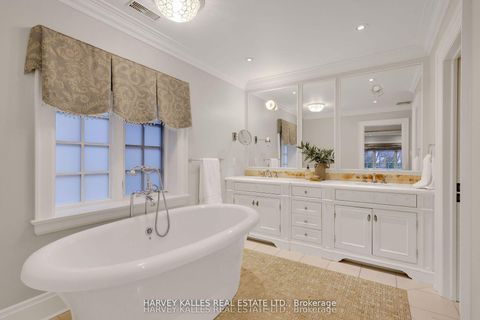 Photo 28 at 12 Killarney Road, Forest Hill South, Toronto