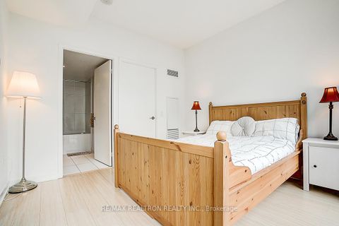 Photo 24 at 2606 - 85 Queens Wharf Road, Waterfront Communities C1, Toronto
