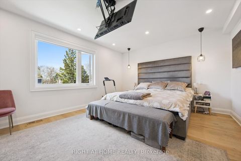 Photo 8 at 814 Coxwell Avenue, East York, Toronto