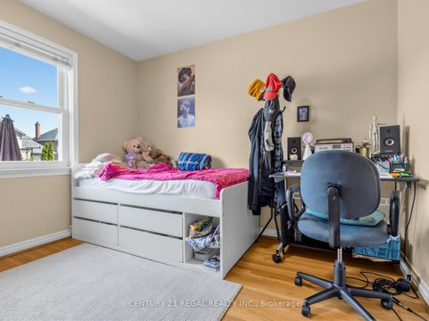 Photo 14 at 1062 Glengrove Avenue, Glen Park, Toronto