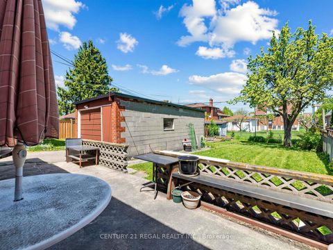 Photo 33 at 1062 Glengrove Avenue, Glen Park, Toronto