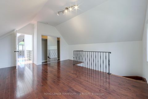 Photo 20 at 329 Lippincott Street, University, Toronto