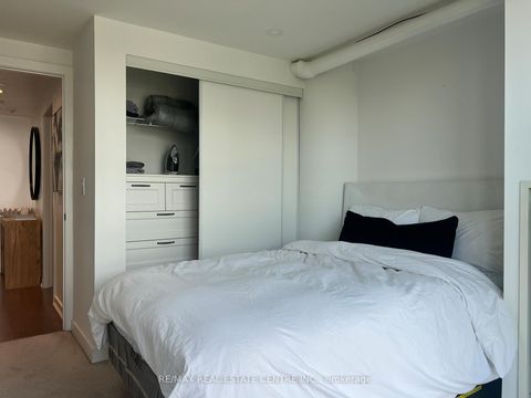 Photo 14 at 803 - 2 Fieldway Road, City Centre West, Toronto