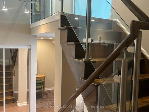 Photo 18 at 803 - 2 Fieldway Road, City Centre West, Toronto