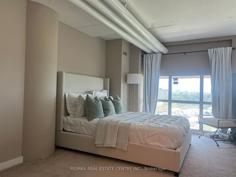 Photo 19 at 803 - 2 Fieldway Road, City Centre West, Toronto