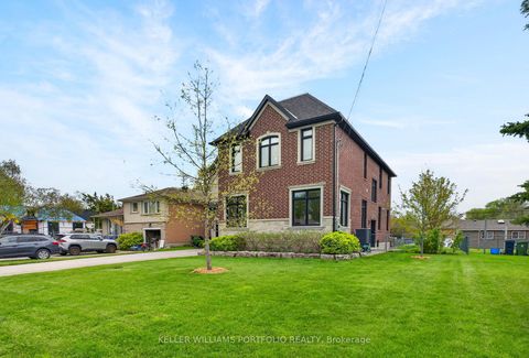 Photo 49 at 9 Baintree East Street, Bathurst Manor, Toronto