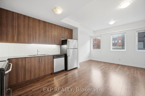 Photo 5 at 66 - 60 Winston Park Boulevard, CFB, Toronto