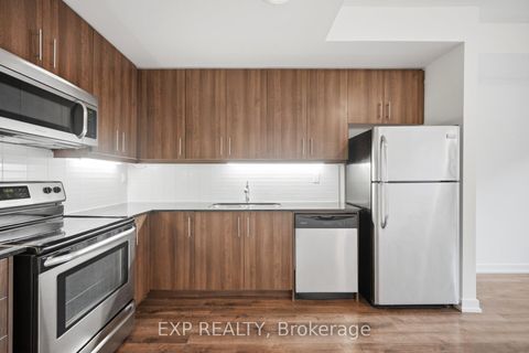 Photo 6 at 66 - 60 Winston Park Boulevard, CFB, Toronto