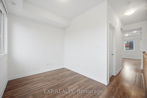 Photo 14 at 66 - 60 Winston Park Boulevard, CFB, Toronto